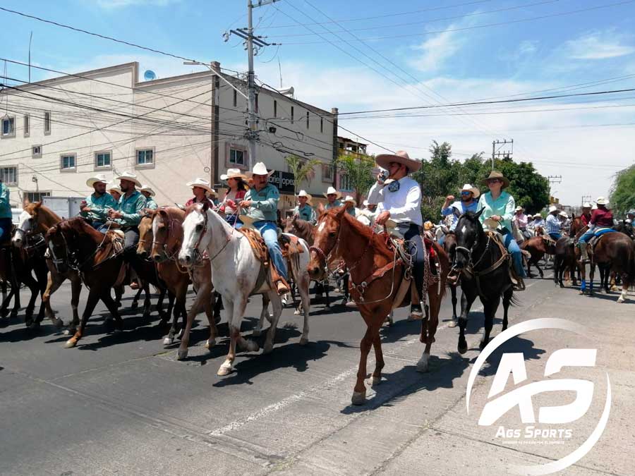 Reúne la Asociación de Cabalgantes de Aguascalientes a más de dos mil 500 jinetes y amazonas.