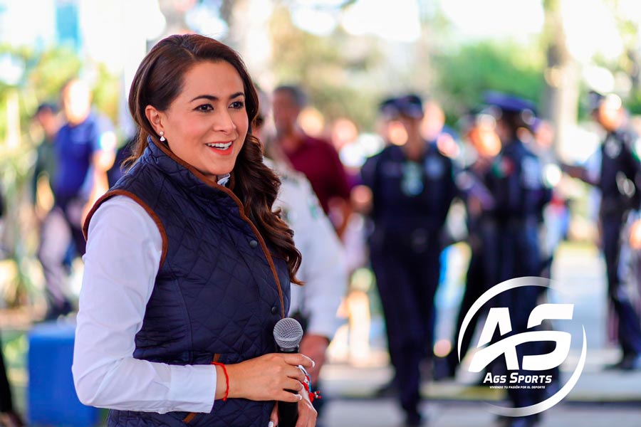 Tere Jiménez continua cercana a la gente de las Colonias y Comunidades en Aguascalientes