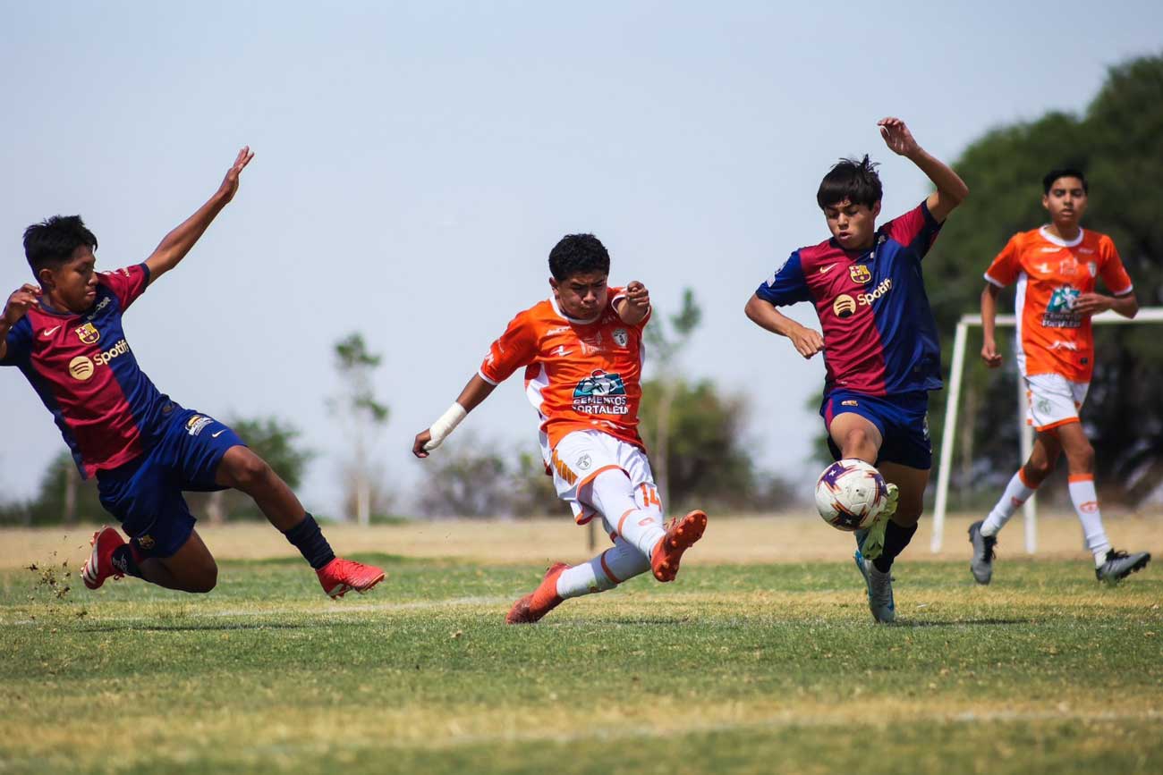 Cardenales-Hidrotuzos avanzan a cuartos de final de la LNJ de futbol