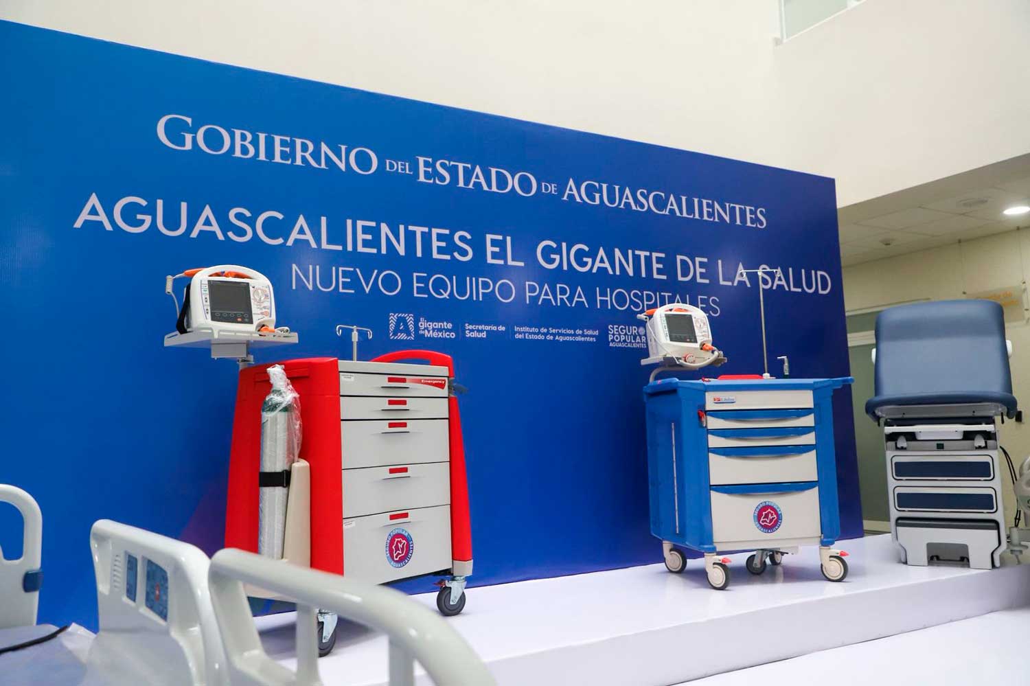 Gobernadora Tere Jiménez entrega nuevo equipamento a hospitales de Aguascalientes
