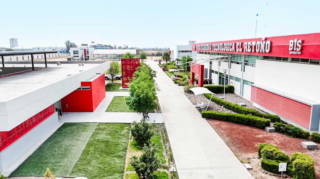 Gobernadora Tere Jiménez visita las nuevas instalaciones de la Universidad Tecnológica El Retoño