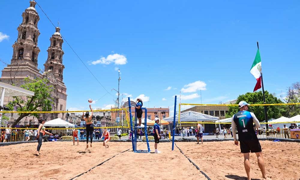 Inauguran el 1er torneo de voleibol de Playa San Marcos 2025