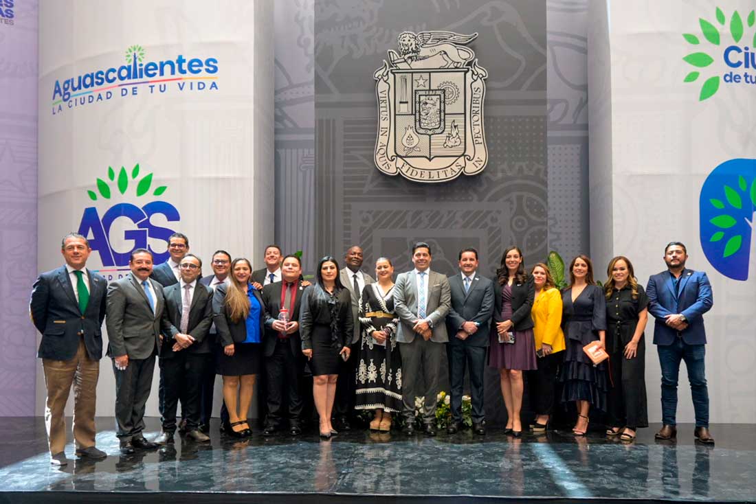 Municipios de Aguascalientes y Villa de Álvarez Colima firman hermanamiento