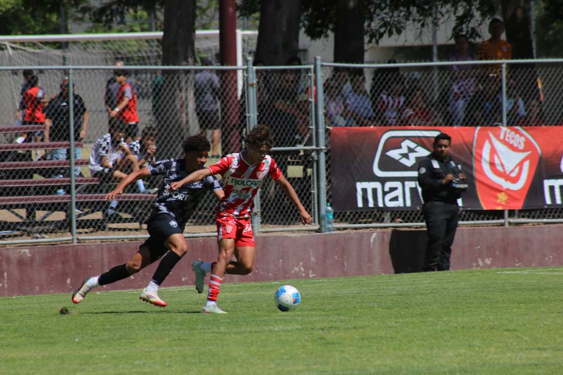Necaxa avanza a los octavos de final de la Tercera División Profesional