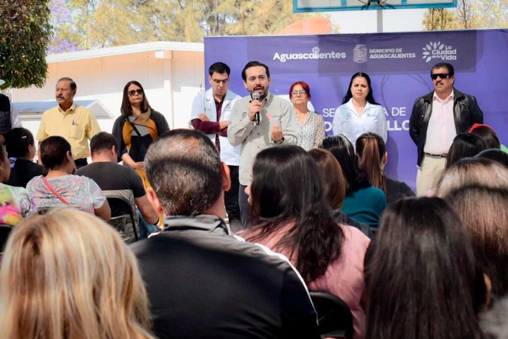 Imparte municipio de Aguascalientes pláticas de crianza positiva en instituciones educativas