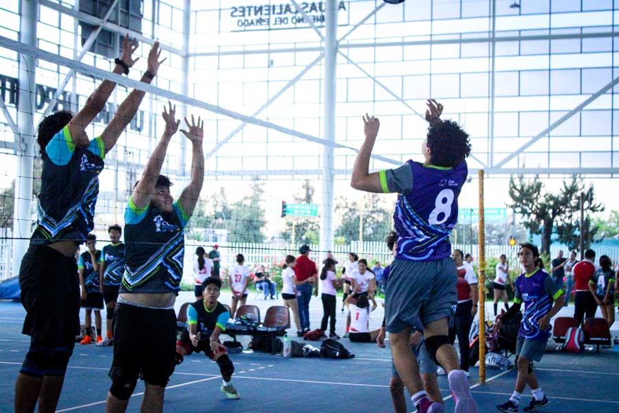 Se juega la categoría Libre de voleibol de la Copa Aguascalientes 2025
