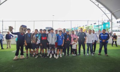 Premia alcalde Leo Montañez a ganadores de torneo de futbol 7 “Más Retas Menos Riñas”