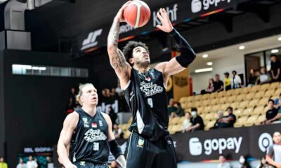 Aaron Fuller llega a Panteras