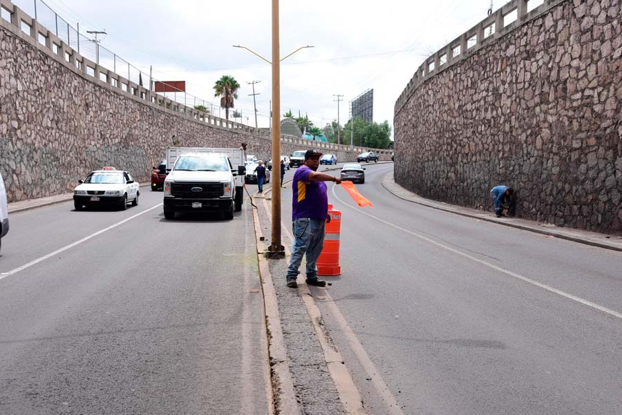 Concluye municipio de Aguascalientes limpieza del camellón central de primer anillo; continúan con laterales