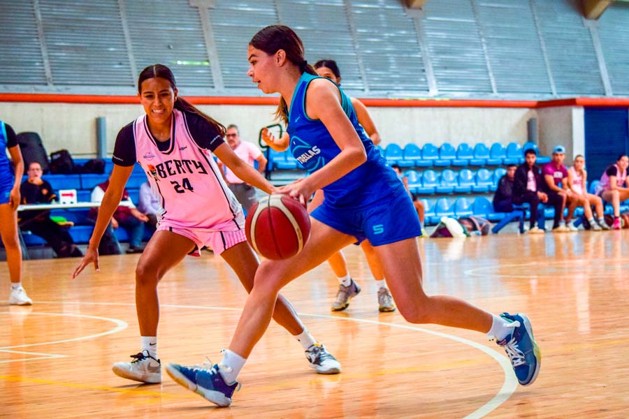 Estrellas B campeón de Intermedia Femenil de la Liga Dominical de Basquetbol
