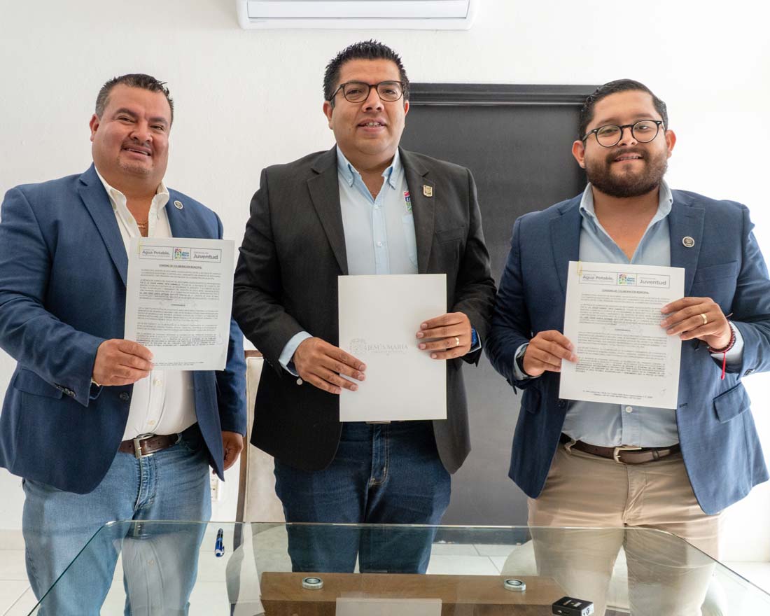 Jóvenes Jesusmarienses beneficiados con descuento en el pago de agua por excelencia académica