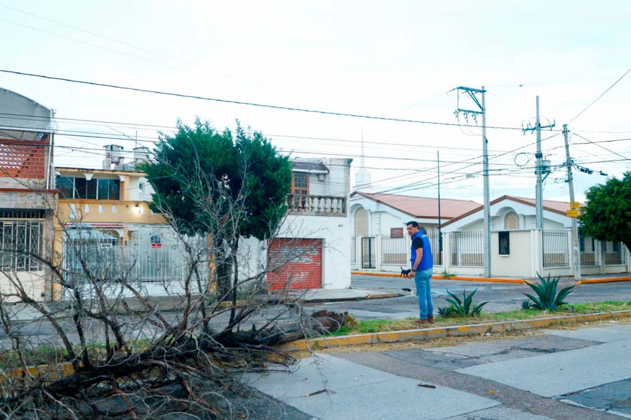 Leo Montañez atento a las afectaciones por intensas lluvias en Aguascalientes