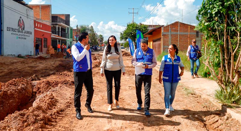 Avanzan rehabilitación con concreto hidráulico y renovación de red hidráulica en la colonia La Soledad