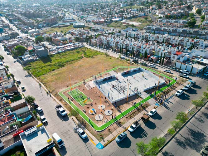 Familias de Villa Loma Dorada cuentan con nuevo parque con cancha de usos múltiples Leo Montañez