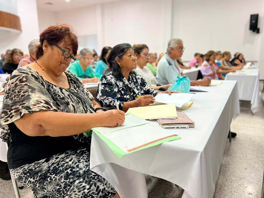 Lanza Municipio de Aguascalentes convocatoria “Abuelito Emprendedor 2025”