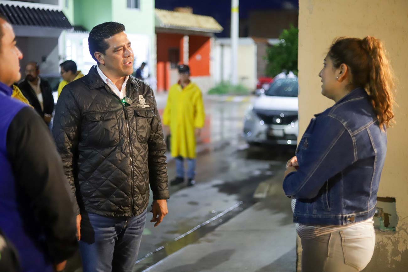 Leo Montañez llevó el programa Presidente de Frente al Fraccionamiento La Casita