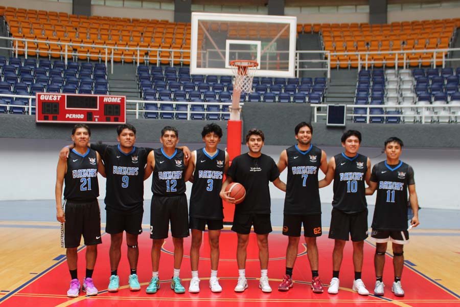 Nuevo campeón Familys Ocampo en la Liga Municipal de basquetbol en Aguascalientes