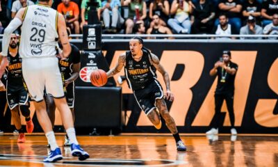 Panteras está a un juego de la eliminación