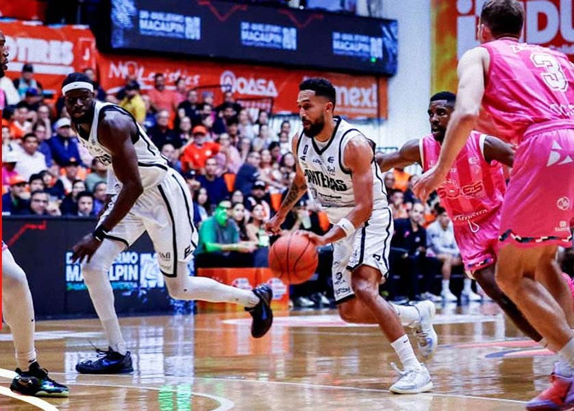 Panteras se impone en el primer juego de play off ante Soles