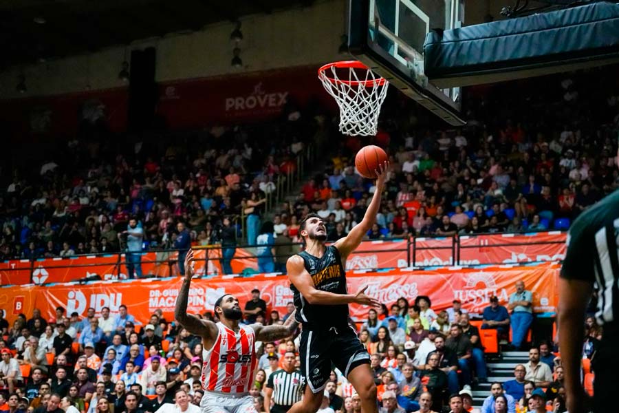 Panteras y Soles empatan en la semifinal de zona de la LNBP