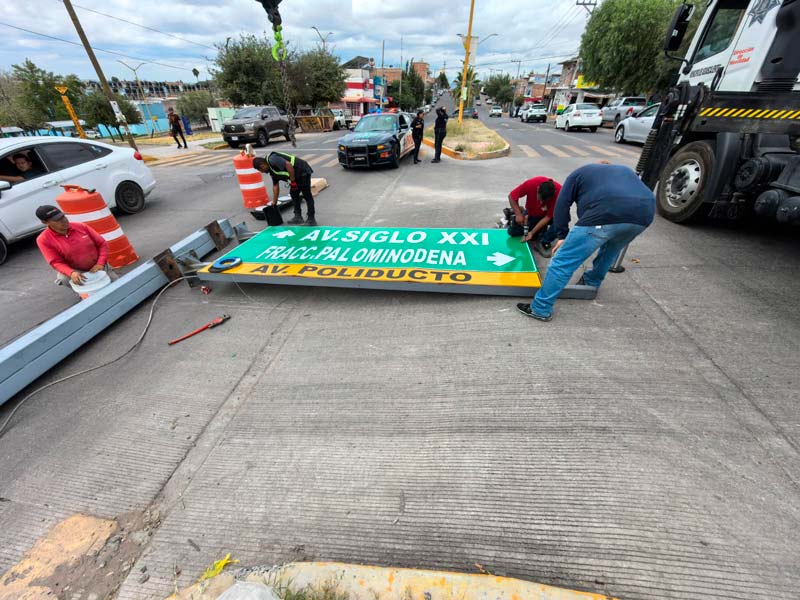 Refuerza Municipio de Aguascalientes la seguridad vial con nuevo semáforo en cruce de Rodolfo Landeros y Poliducto
