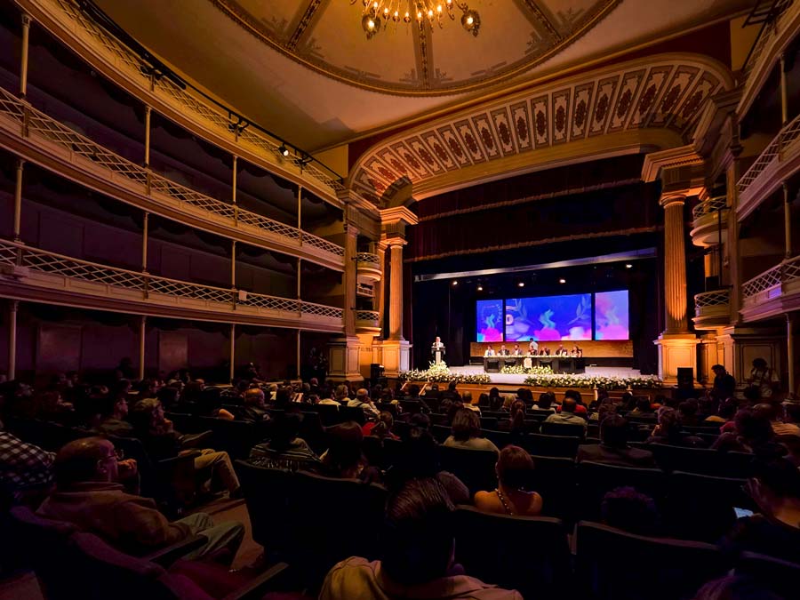 Entrega municipio premio dolores castro 2025 a nueva generación de escritoras