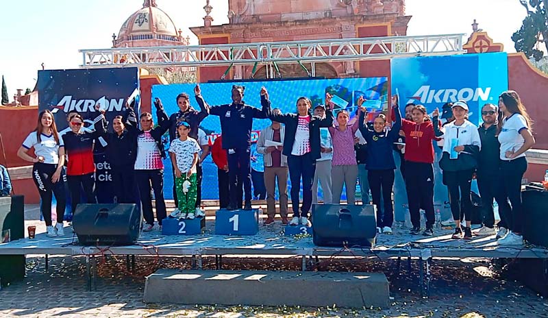 Hidrocálida triunfa en la carrera Akron Norte Sur 10 K en Zacatecas