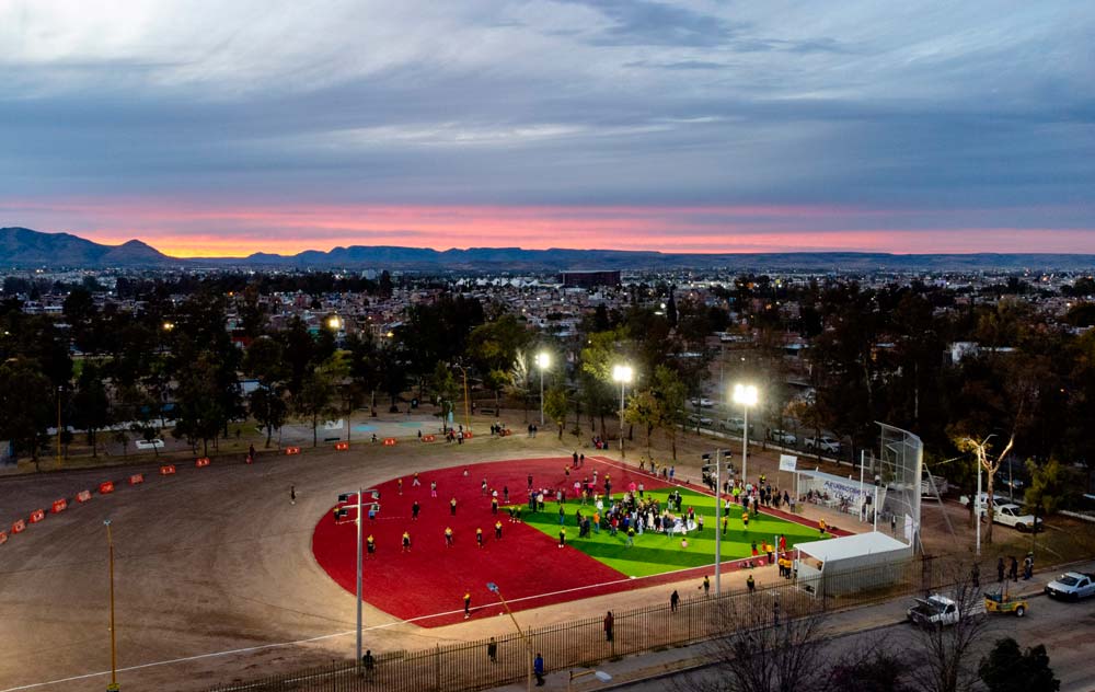 Leo Montañez construyó nuevos parques y campos de béisbol en Aguascalientes