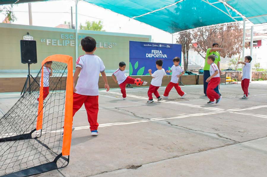 Refrenda Leo Montañez total apoyo al deporte de Aguascalientes.