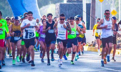 Se lleva a cabo la décima edición de la carrera Azul y Oro en Aguascalientes