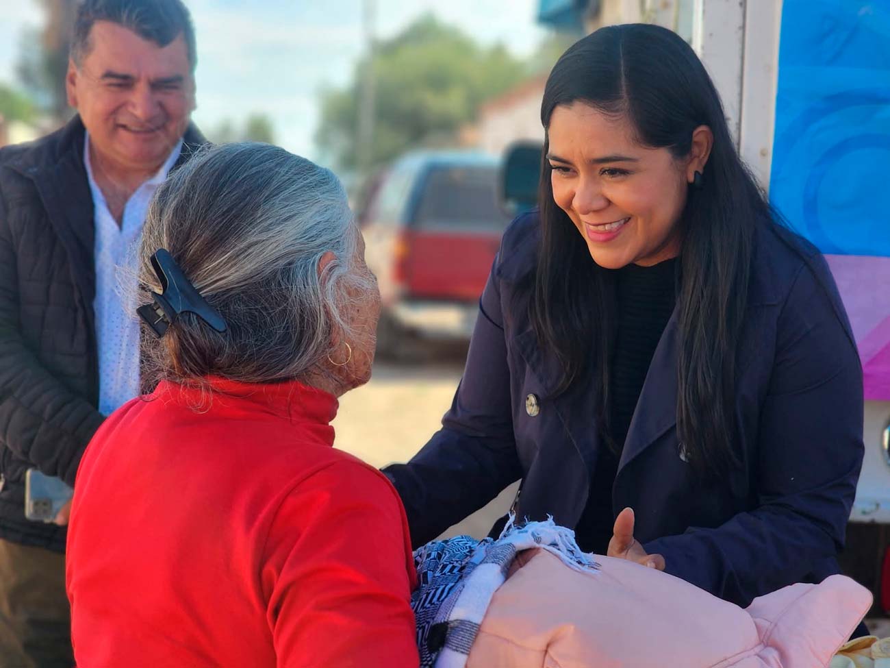 DIF municipal de Jesús María acerca “Abrigando Corazones” a la comunidad