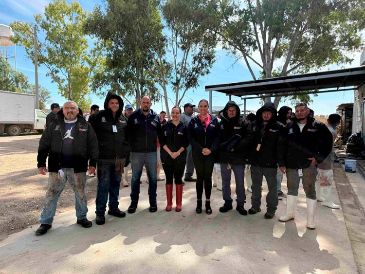 Entregan uniformes nuevos a personal del Rastro Municipal de Aguascalientes