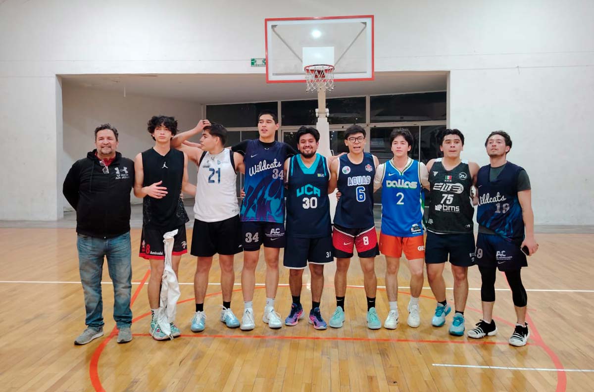 Wild Cats campeones del torneo Grinch 2025 de basquetbol