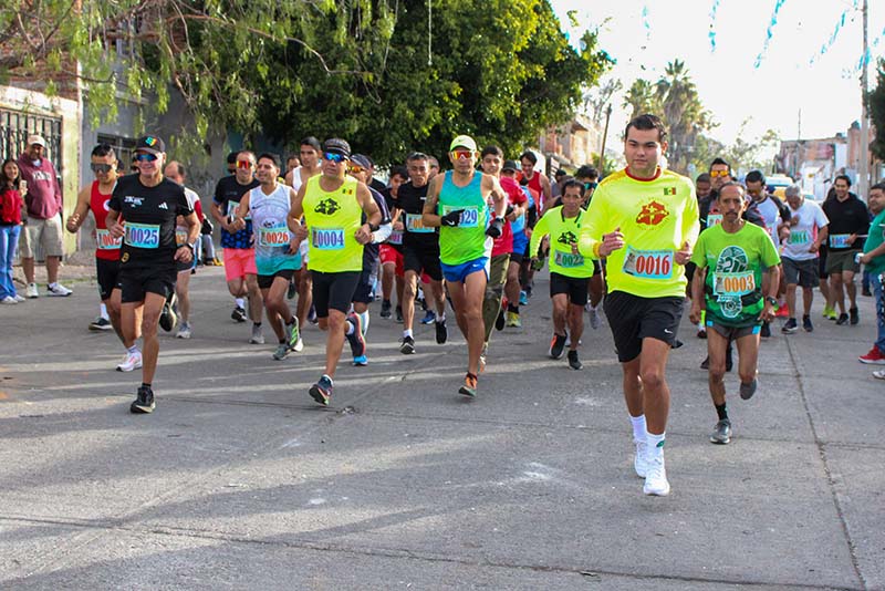 Carrera en honor al Niño de las Palomitas en Aguascalientes