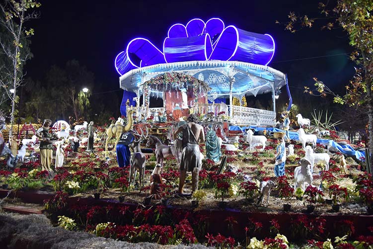 DIF de Jesús María y DIF estatal celebran el día de Reyes Magos con caravana y actividades familiares