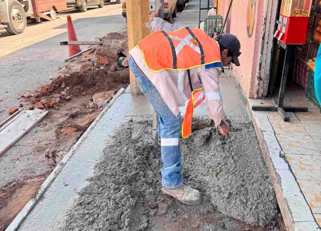 ¿Vives en estas colonias? El Municipio intensifica la reparación de calles en Aguascalientes