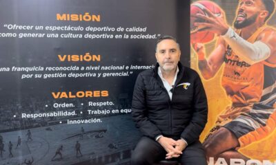 Gabriel Delgado, presidente del club, dando declaraciones sobre el equipo femenino
