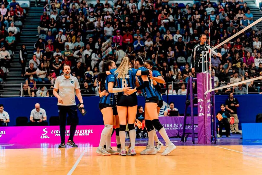 Melanie Bazzana de Gigantes de Aguascalientes durante el partido contra Guerreras de Puebla en la LVP