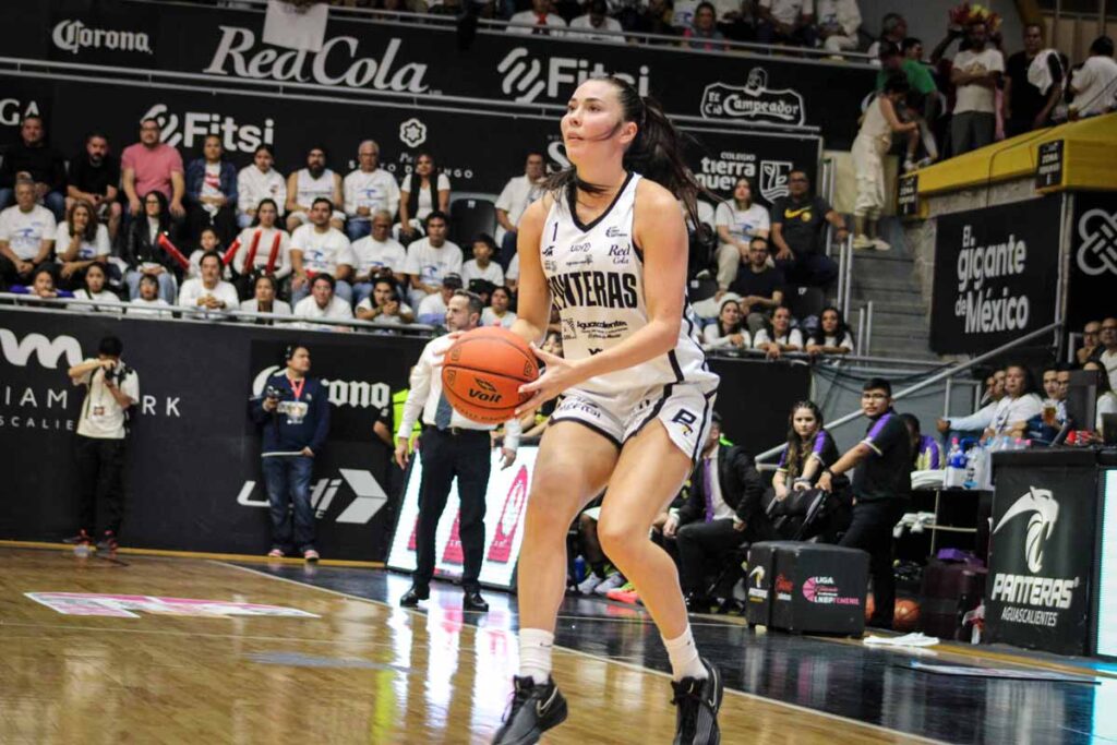 Jugadoras de Panteras de Aguascalientes Femenil Campeonas 2025