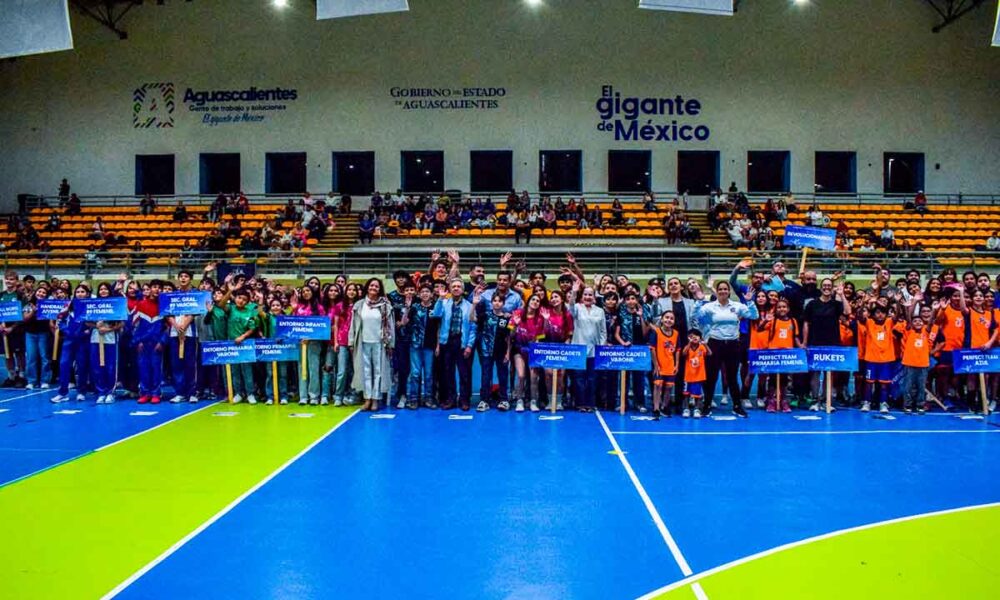 Jugadores de balonmano en la inauguración de la Liga Estatal de Handball 2026 Aguascalientes