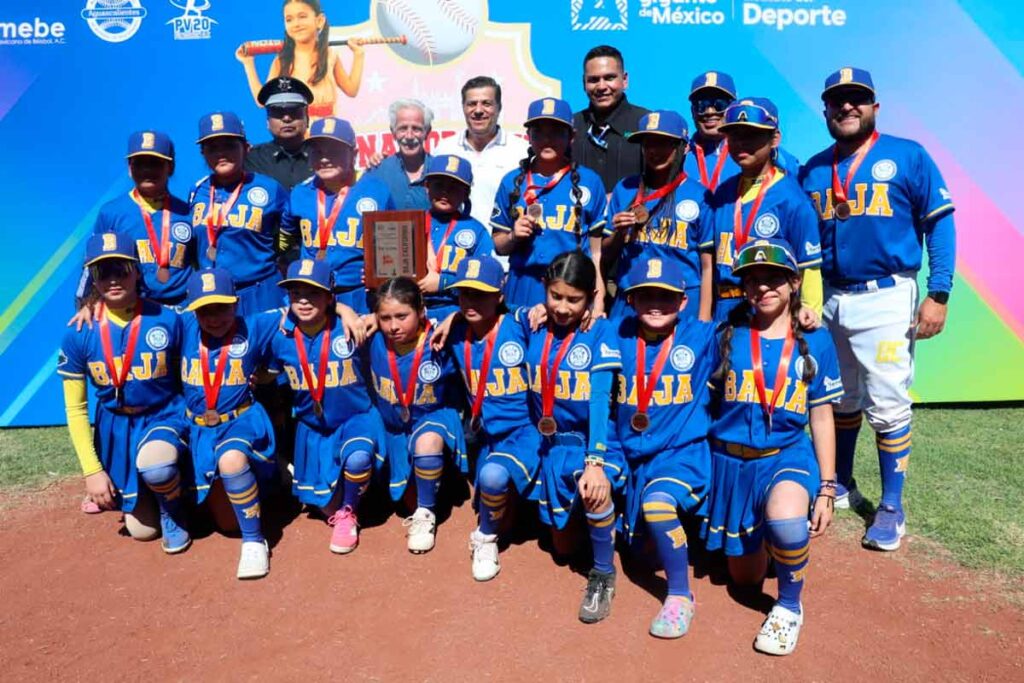 Premiación de la Copa Especial de Béisbol Femenil en Aguascalientes