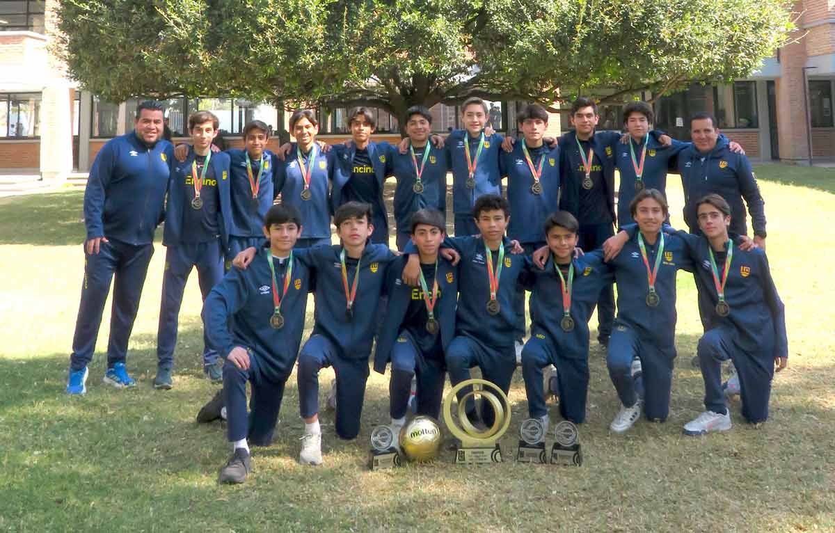 Colegio El Encino de Aguascalientes se corona Campeón Nacional de Futbol CONADEIP en Morelia