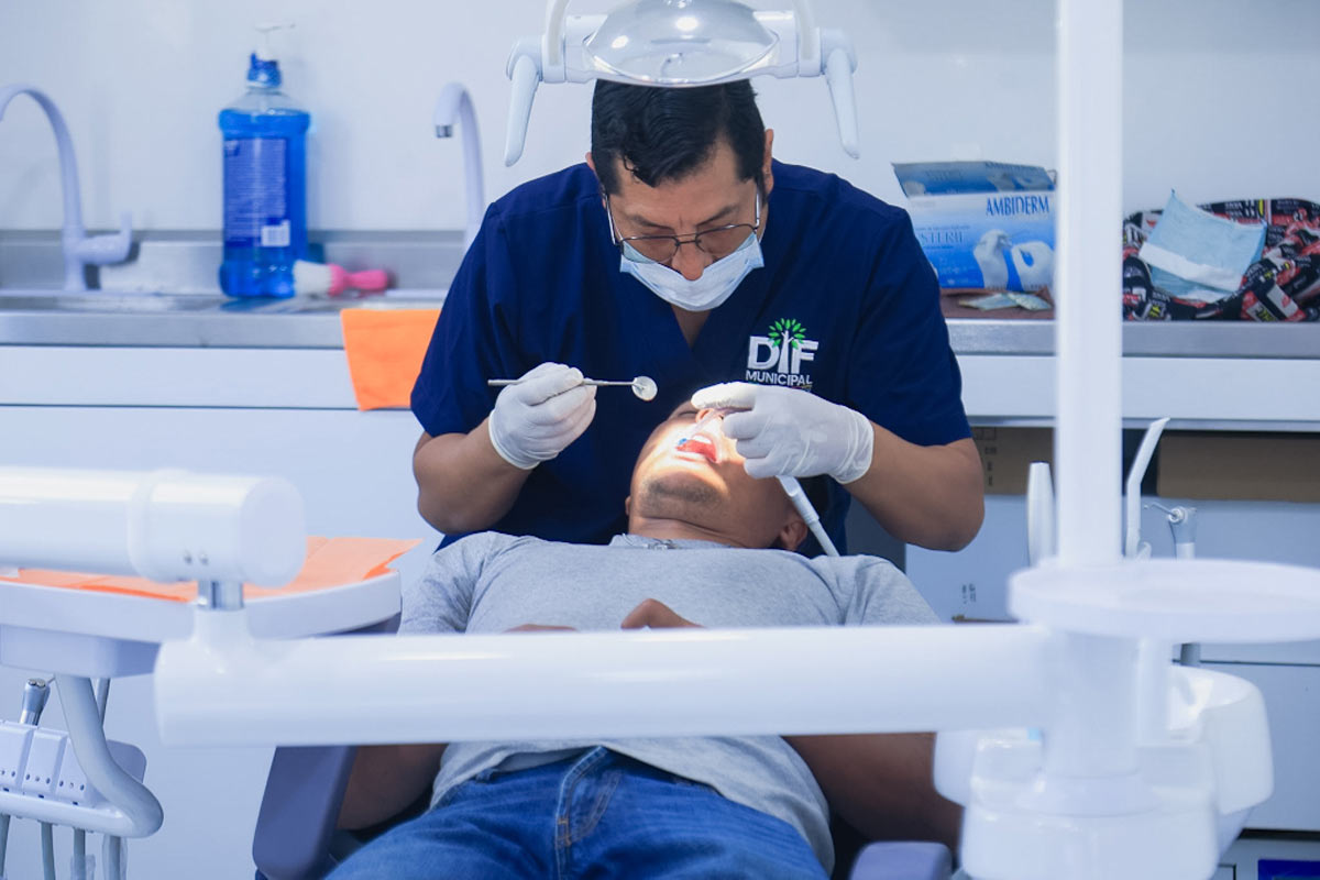 Exitosa Jornada para la Mujer en Aguascalientes: Servicios Gratuitos y Apoyo Social en Rodolfo Landeros