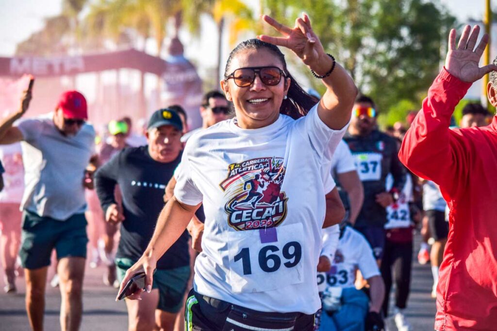 Miguel Ángel Cornejo y Carolina Castrejón conquistan la 1er Carrera Atlética CECATI 2026 en Aguascalientes