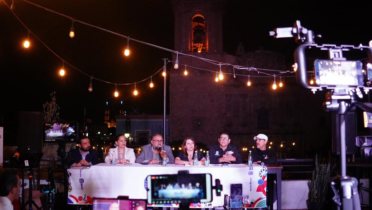 Presentan cartelera del Corredor Cultural Carranza