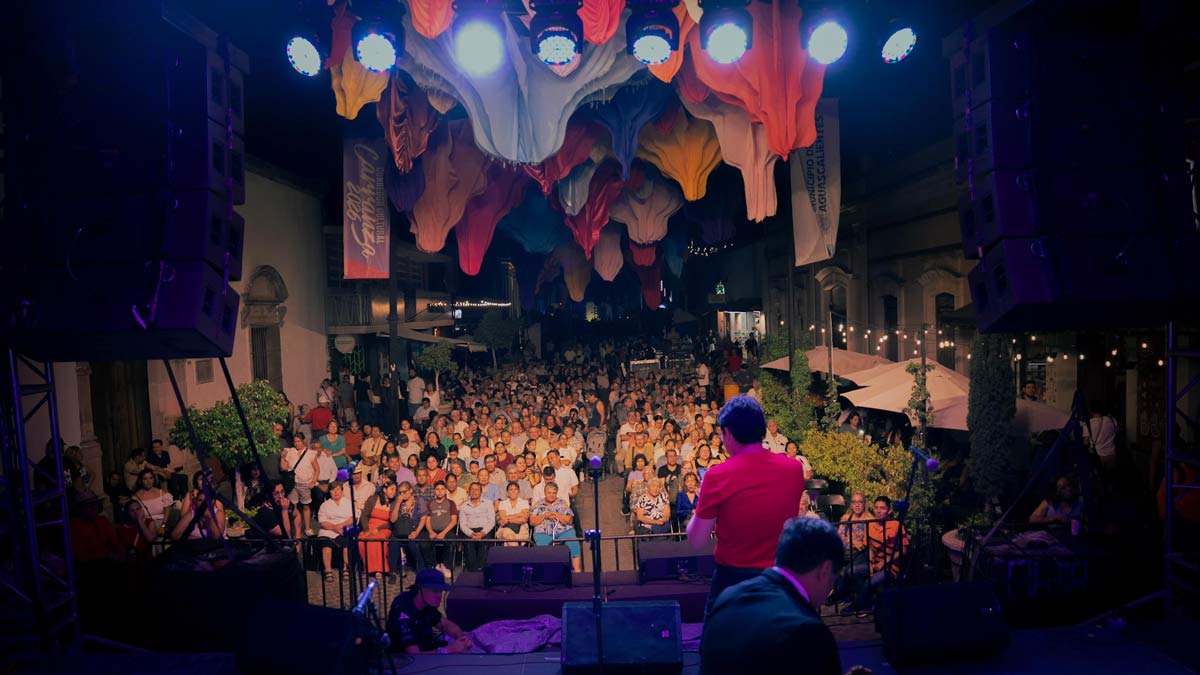 13 Encuentro Nacional de Rondallas en Aguascalientes: El Corredor Carranza se llena de Bohemia y Tradición