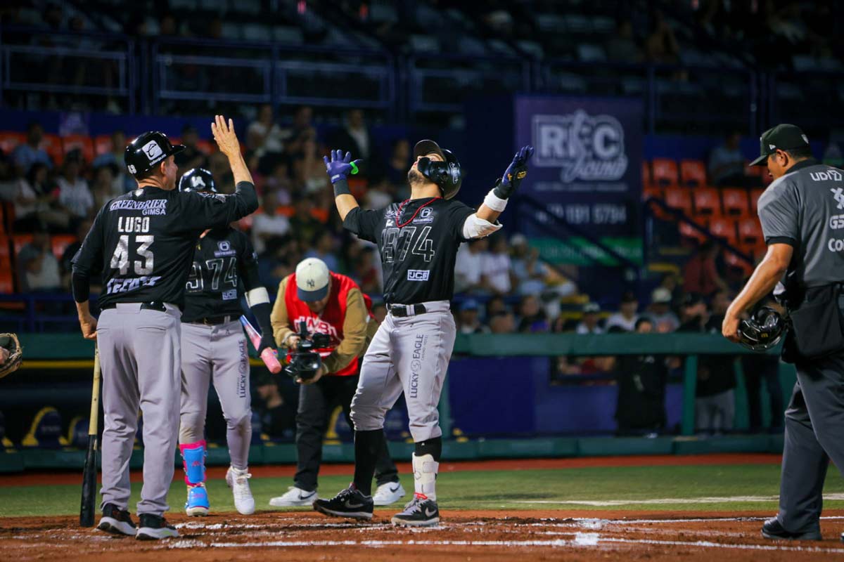Acereros de Monclova se imponen a Rieleros en un duelo de batazos en Aguascalientes