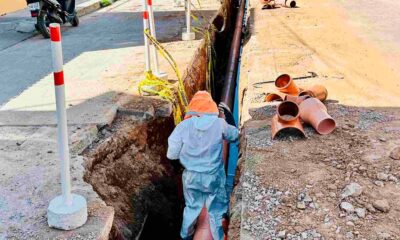 Leo Montañez moderniza red de alcantarillado en San Cayetano