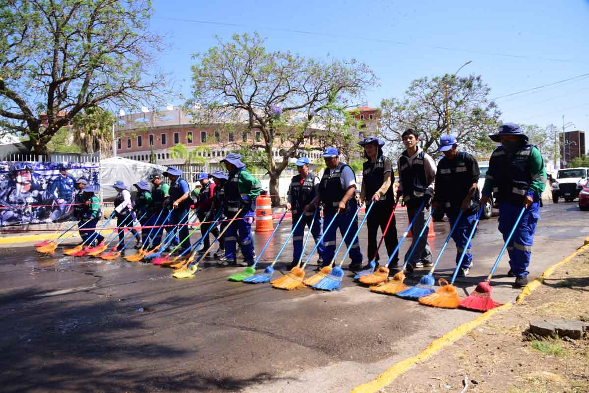 Leo Montañez refuerza operativo de limpieza con más de 303 toneladas recolectadas