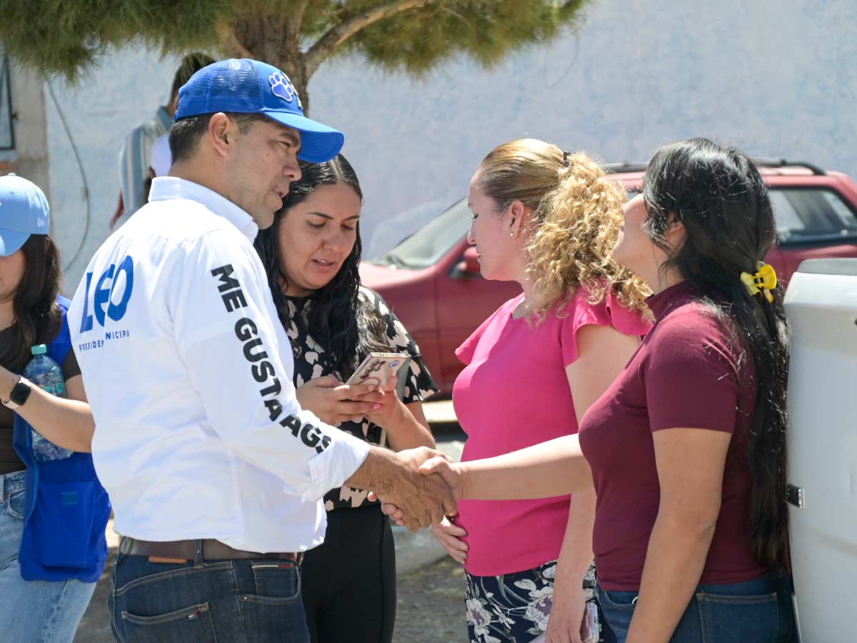 Leo Montañez supervisa servicios públicos en Ojocaliente I y VNSA: apuesta por el diálogo directo